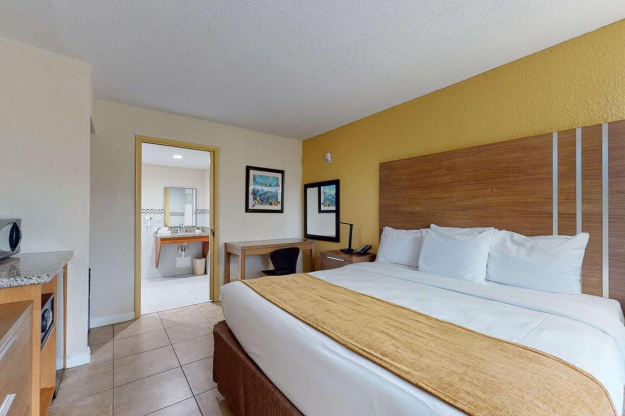 Rodeway Inn & Suites Fort Lauderdale Airport & Cruise Port Dania Beach Exterior foto